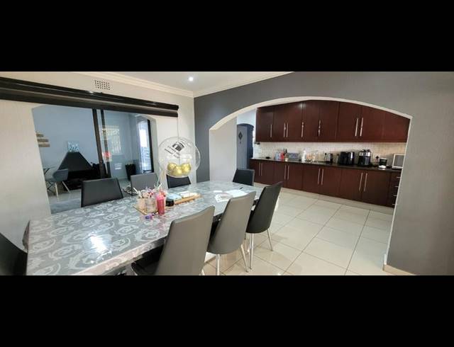 4 BEDROOM HOUSE FOR SALE IN BASSONIA